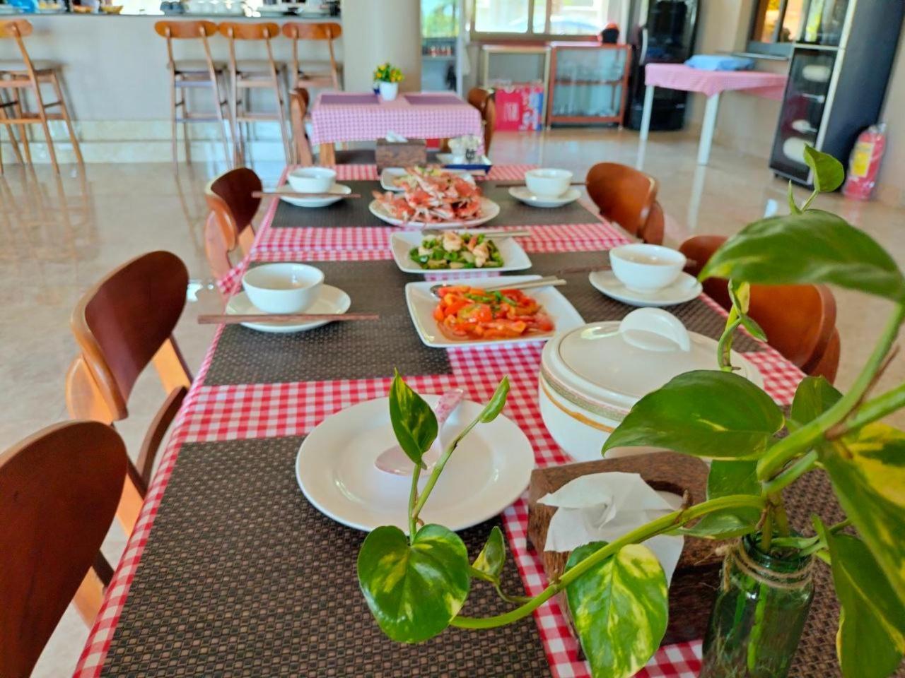 Riviera Hotel & Resort Кеп Екстериор снимка