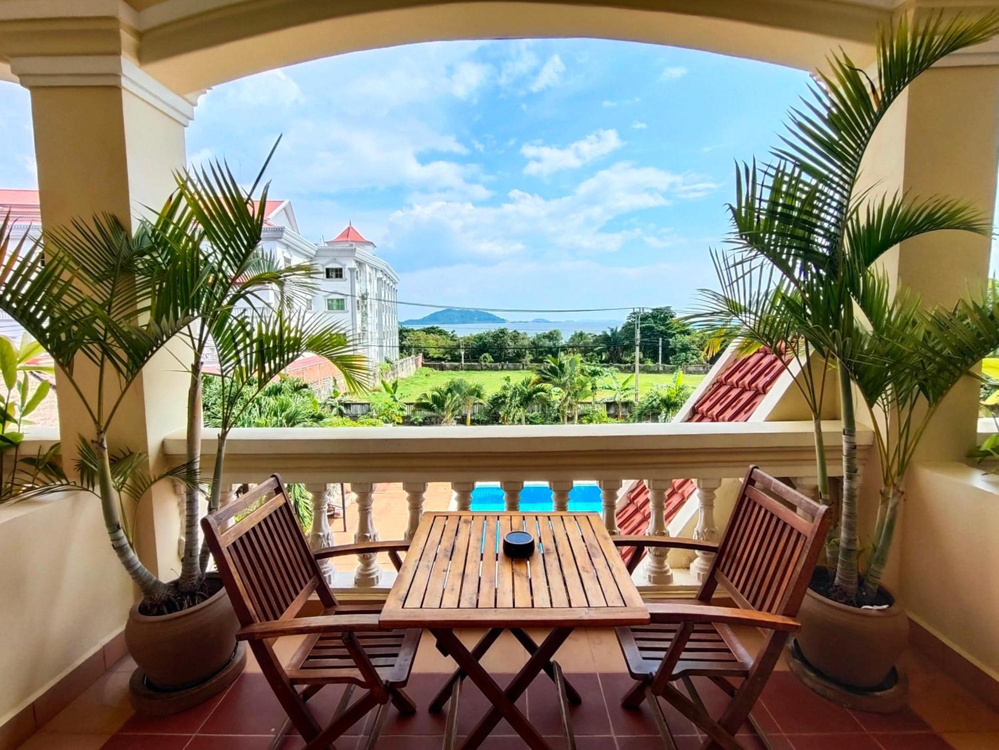 Riviera Hotel & Resort Кеп Екстериор снимка