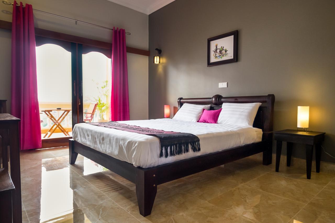 Riviera Hotel & Resort Кеп Екстериор снимка